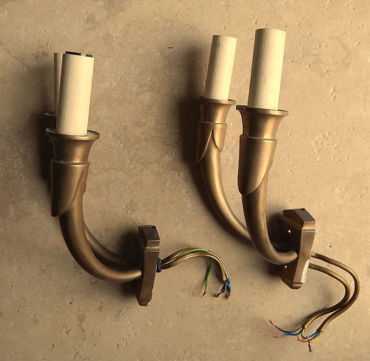 2 Vintage Brass Wall Light Sconces - Image 4