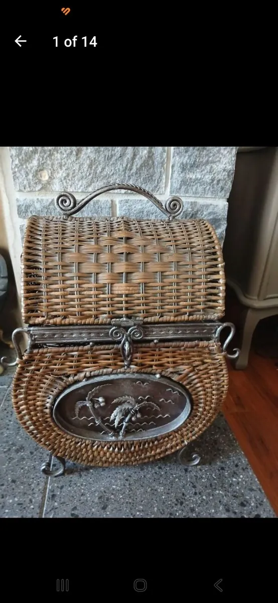 Fireside chest - Image 1