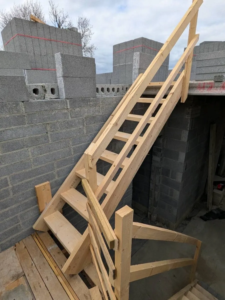 Builders Stairs - Image 2