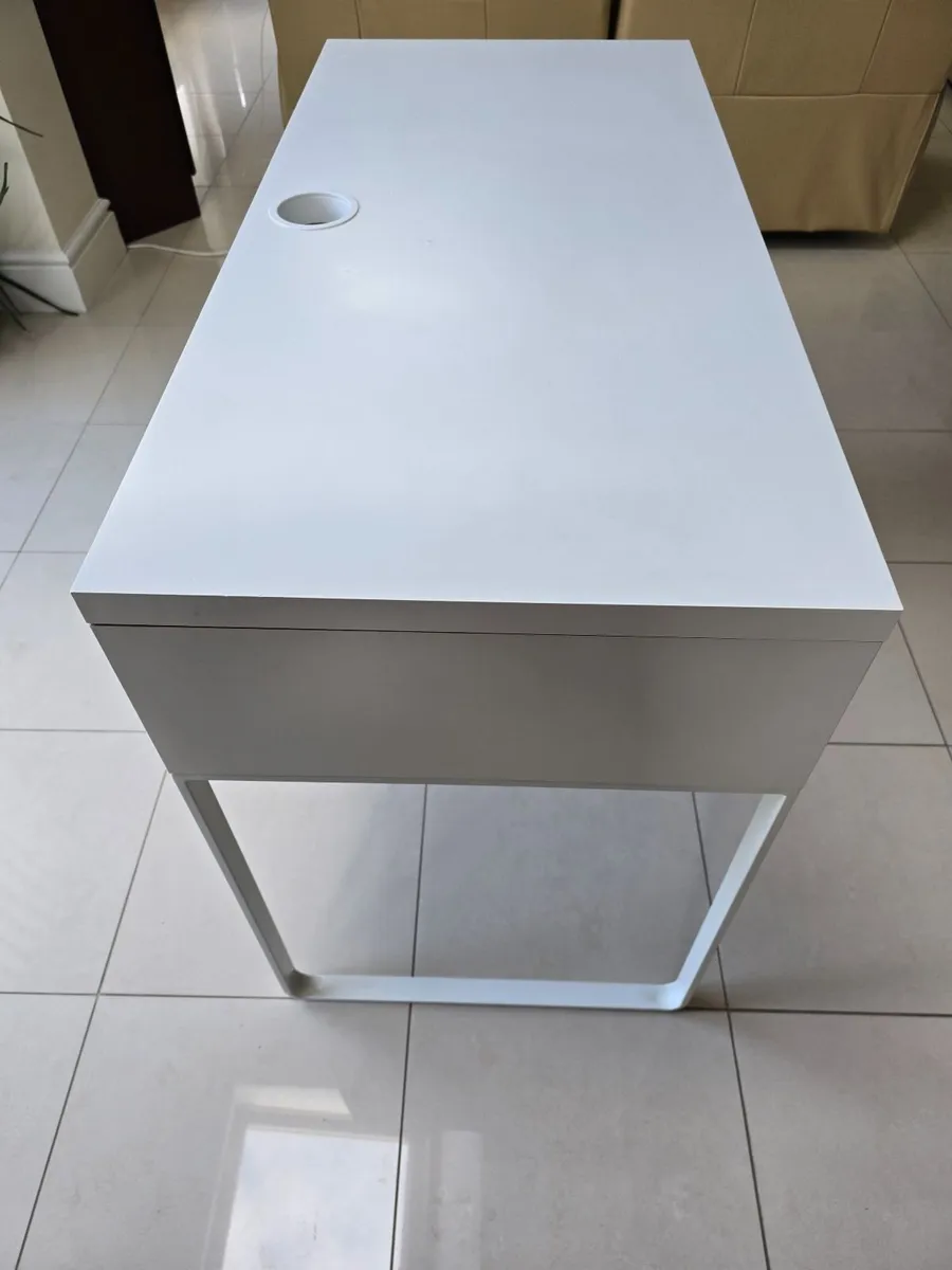 Office Desk - Image 3
