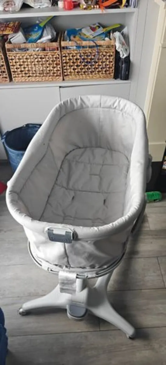 Chicco Baby Hug 4 in 1 Raised Baby Bouncer - Image 1