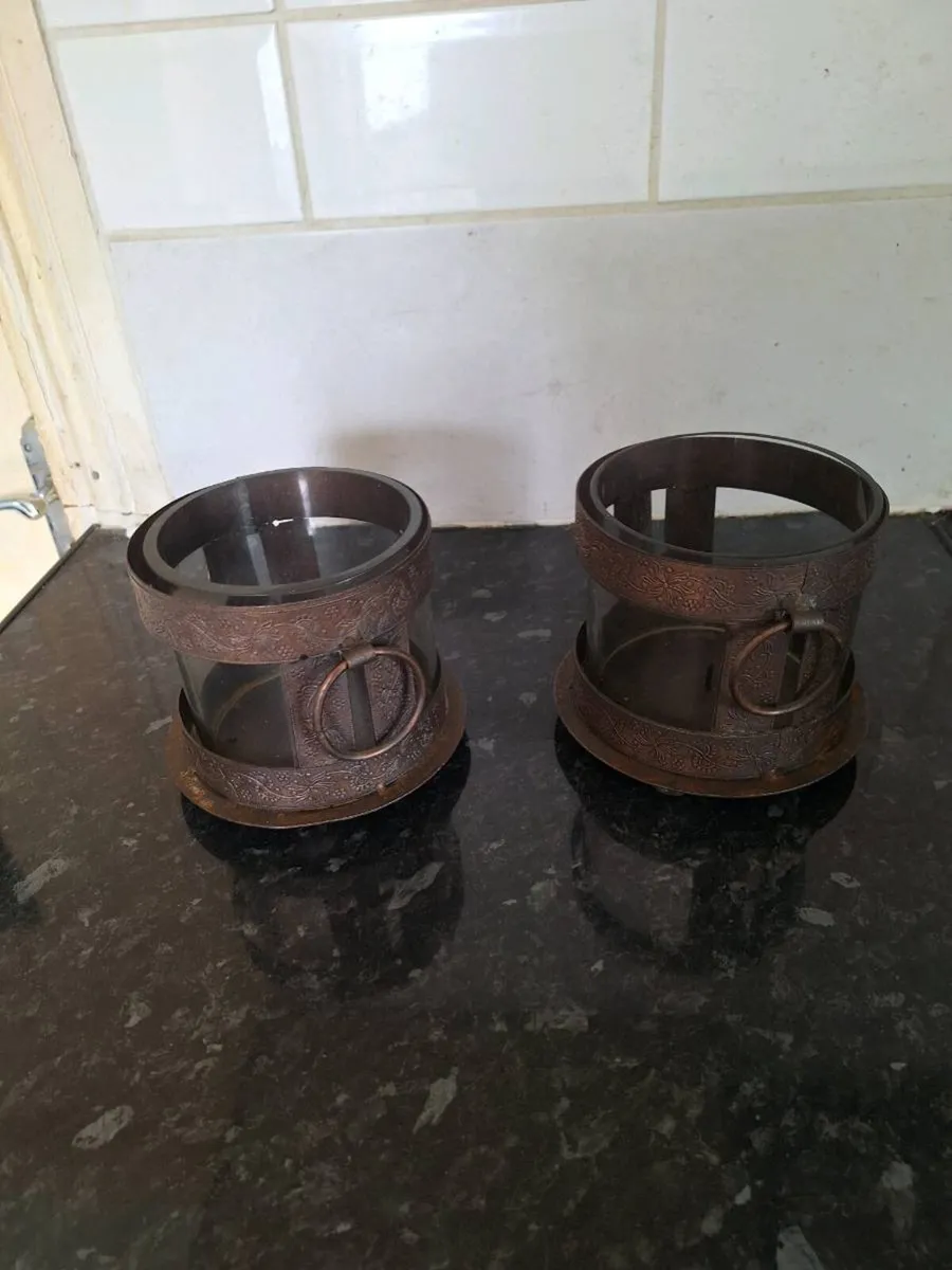 Two rustic pillar candleholders with glass inserts - Image 1
