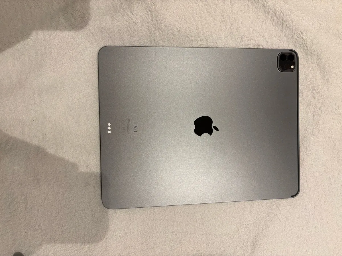 iPad Pro M1 12’9 128GB Space Grey - Image 1