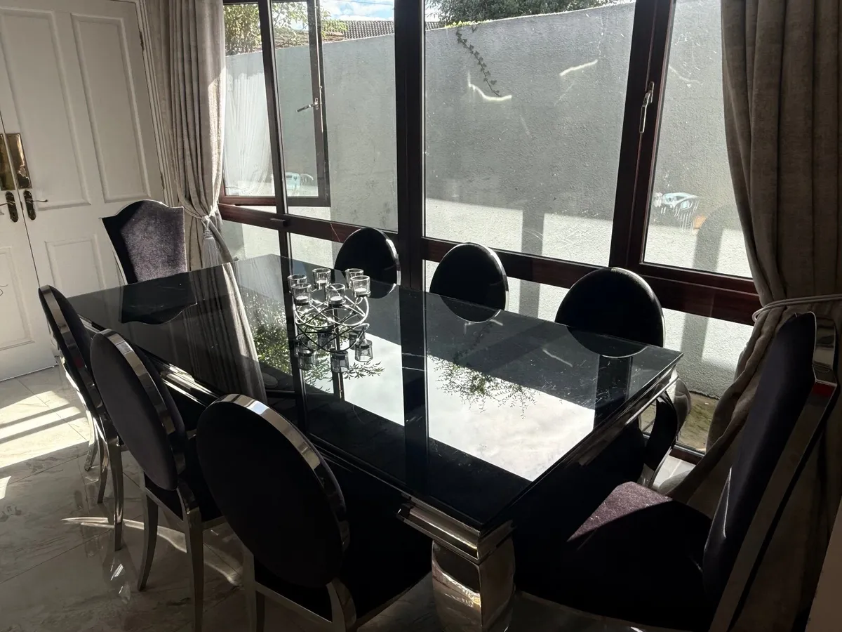 Dining Table & 8 chairs - Image 2