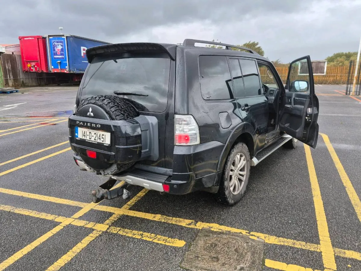 Mitsubishi pajero - Image 3