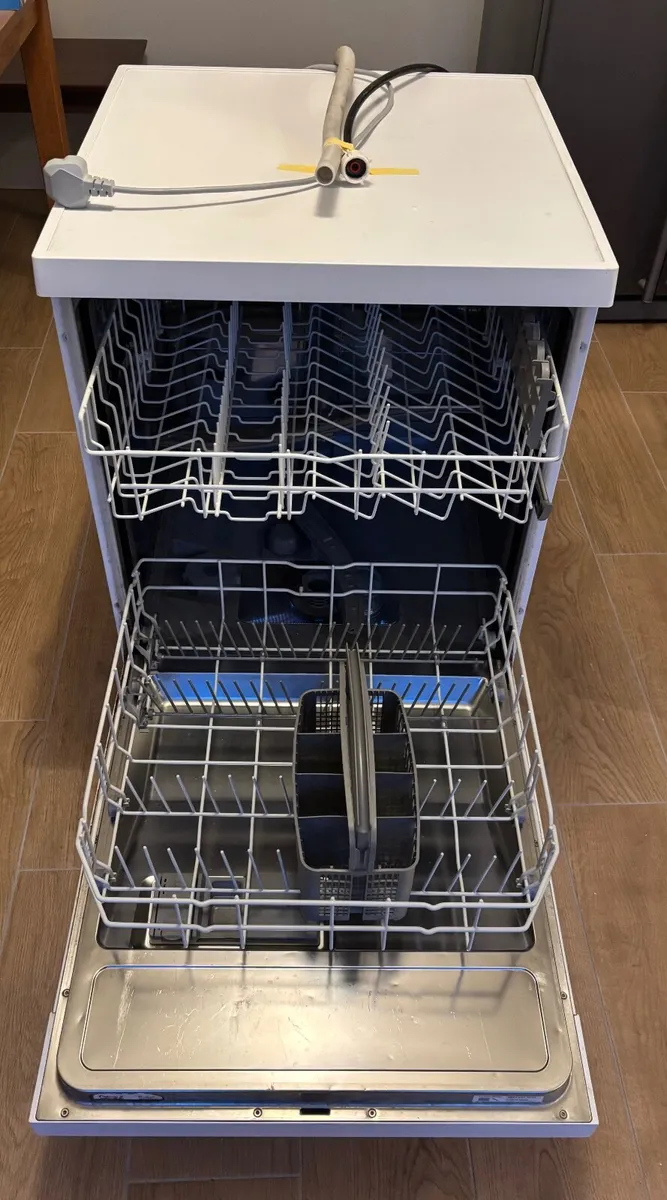 Bosch dishwasher - Image 2
