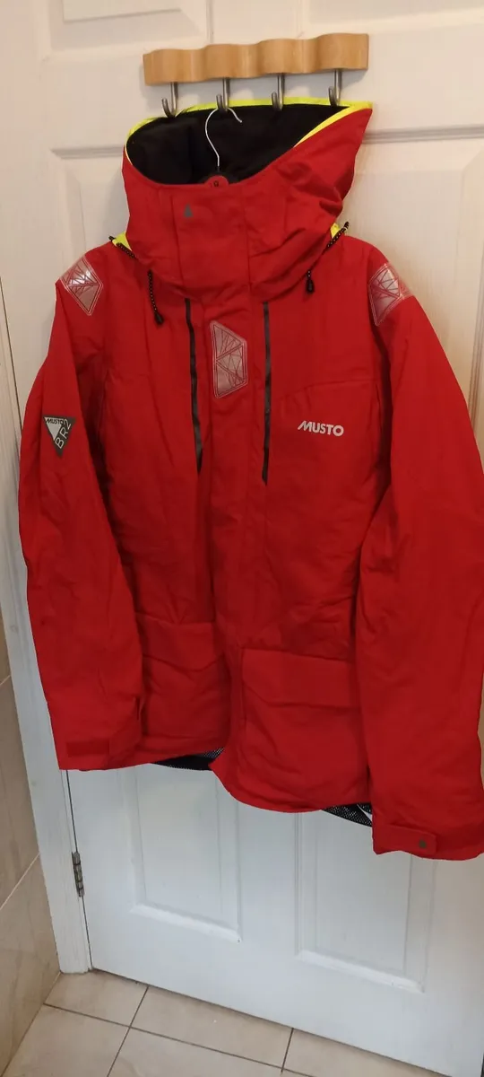 Musto Sailing Jacket - Image 4