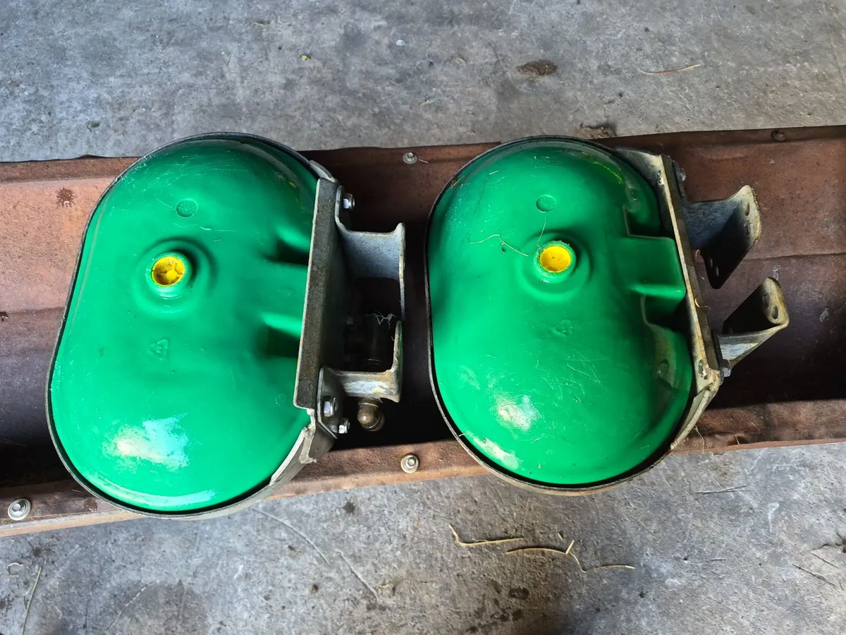 Water trough - Image 4