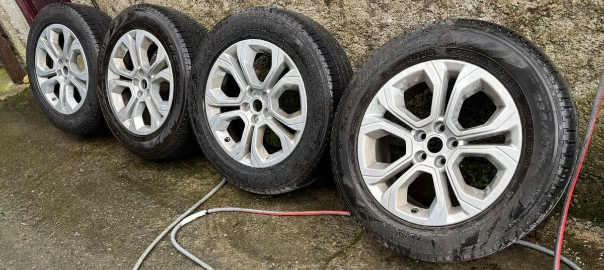 Land Rover Alloy Wheels - Image 1