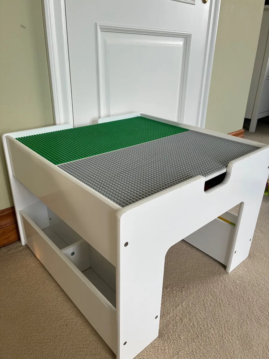 Duplo Lego collection with table - Image 2