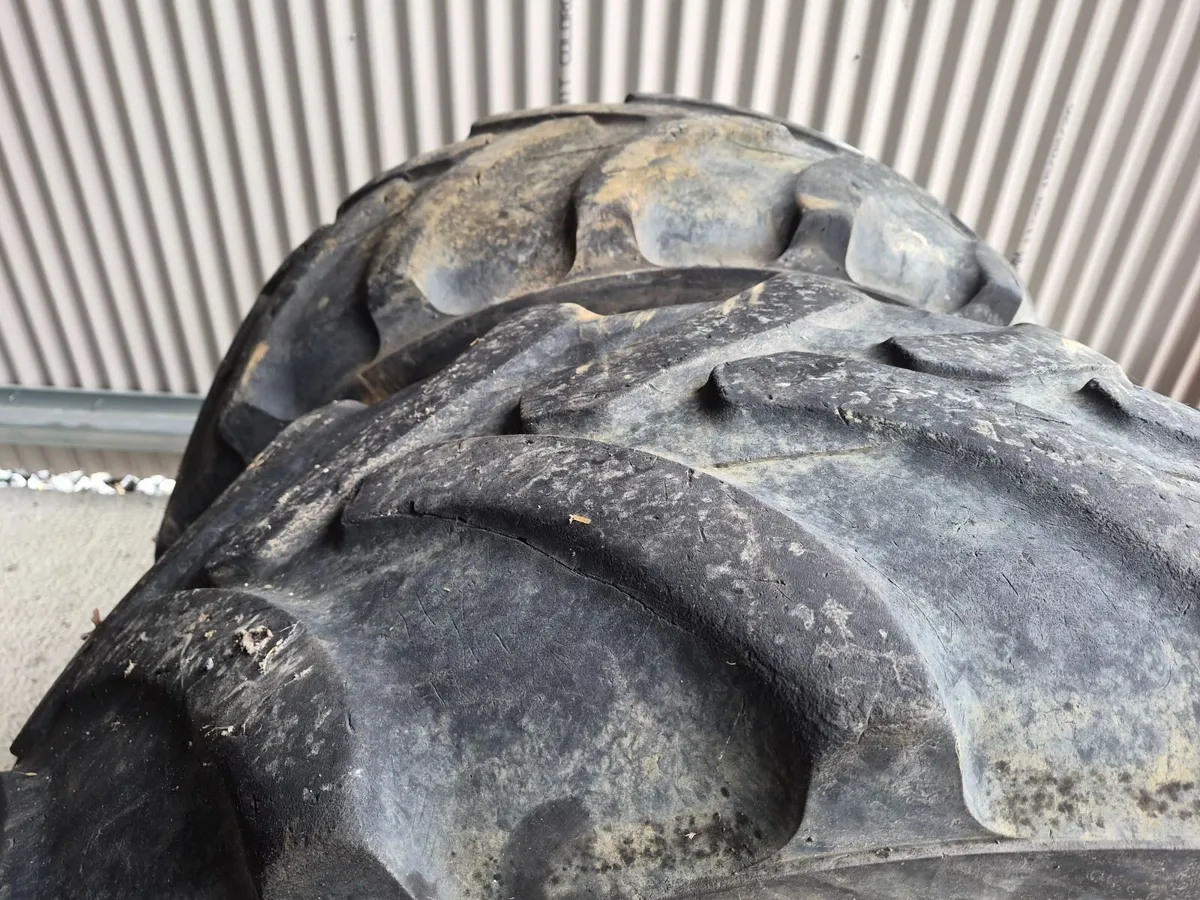 Tractor tyres 460/70/24 plus 12.4 28. for sale in Clare for €150 on ...