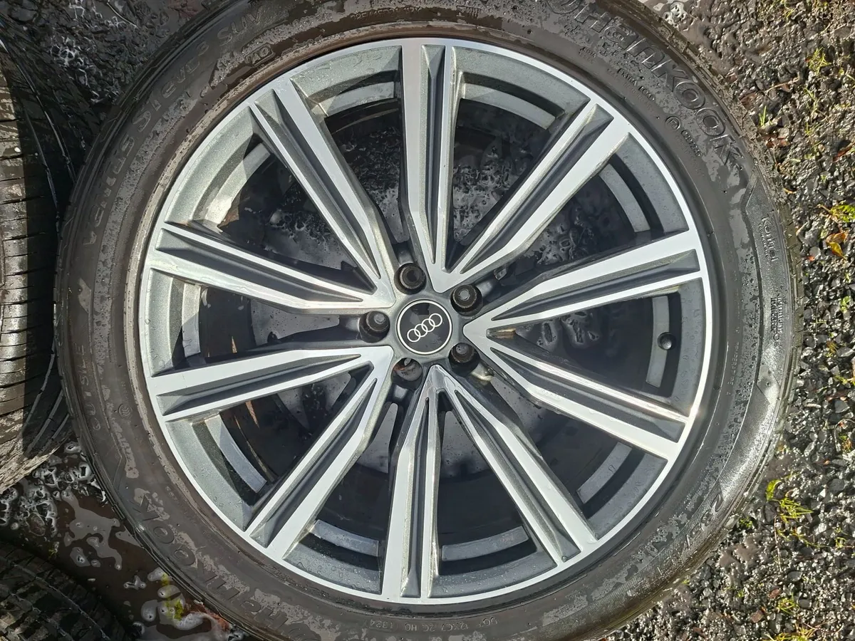 21" Genuine Audi Q8, SQ8 S Line Alloys with tyres - Image 2