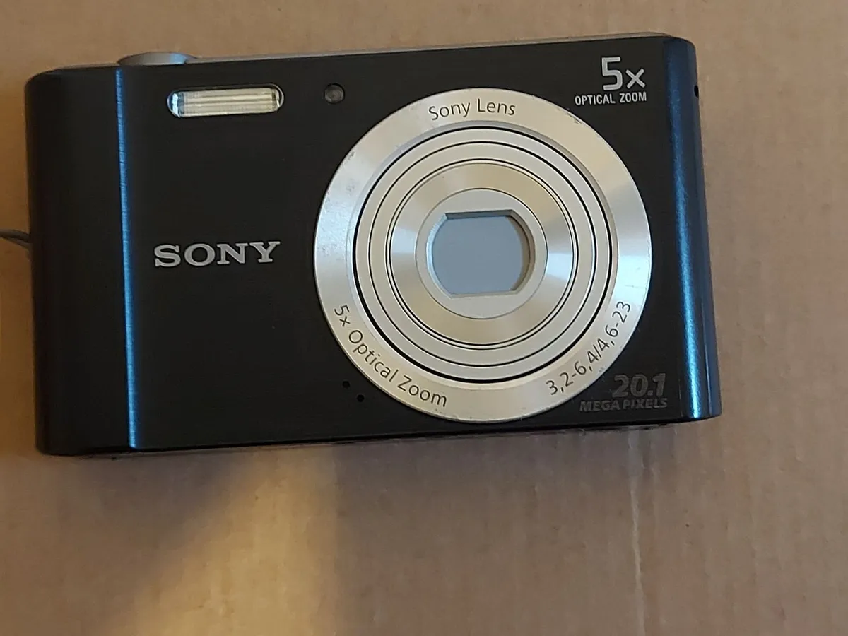 Sony Cyber-shot, Model DSC-W800, 20.1 MP Camera - Image 1