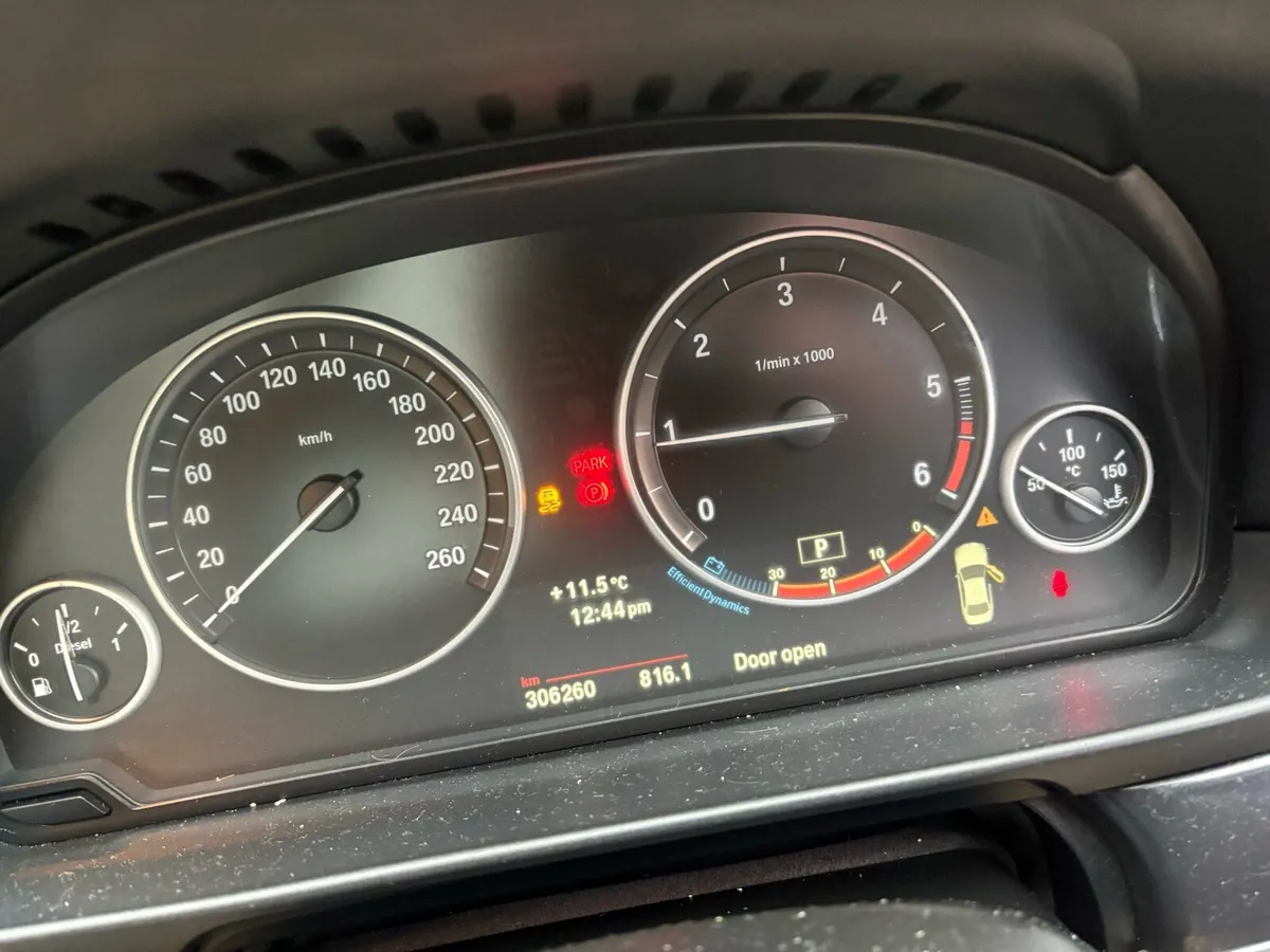 2012 Bmw 520 Diesel Automatic,Driving Perfect, - Image 3