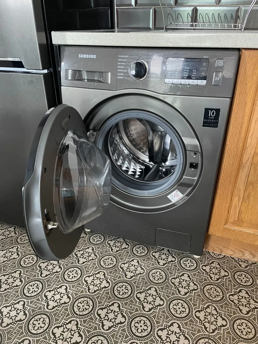 Samsung Washing Machine - Image 2