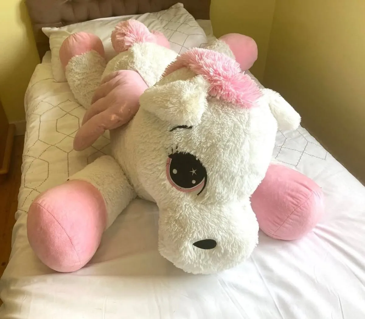 Extra Large Unicorn Plush Toy - Image 1