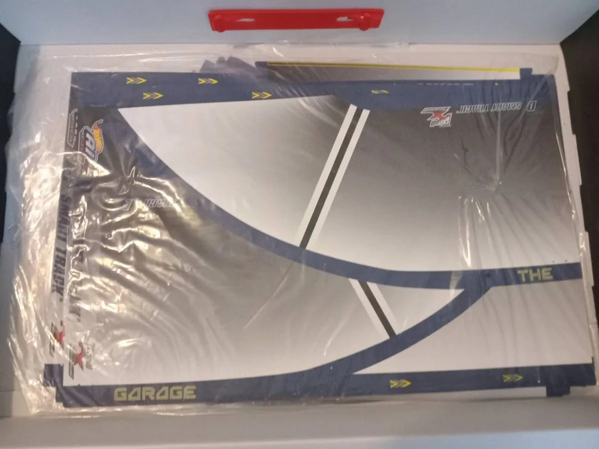 Hotwheels ai racing track - Image 4