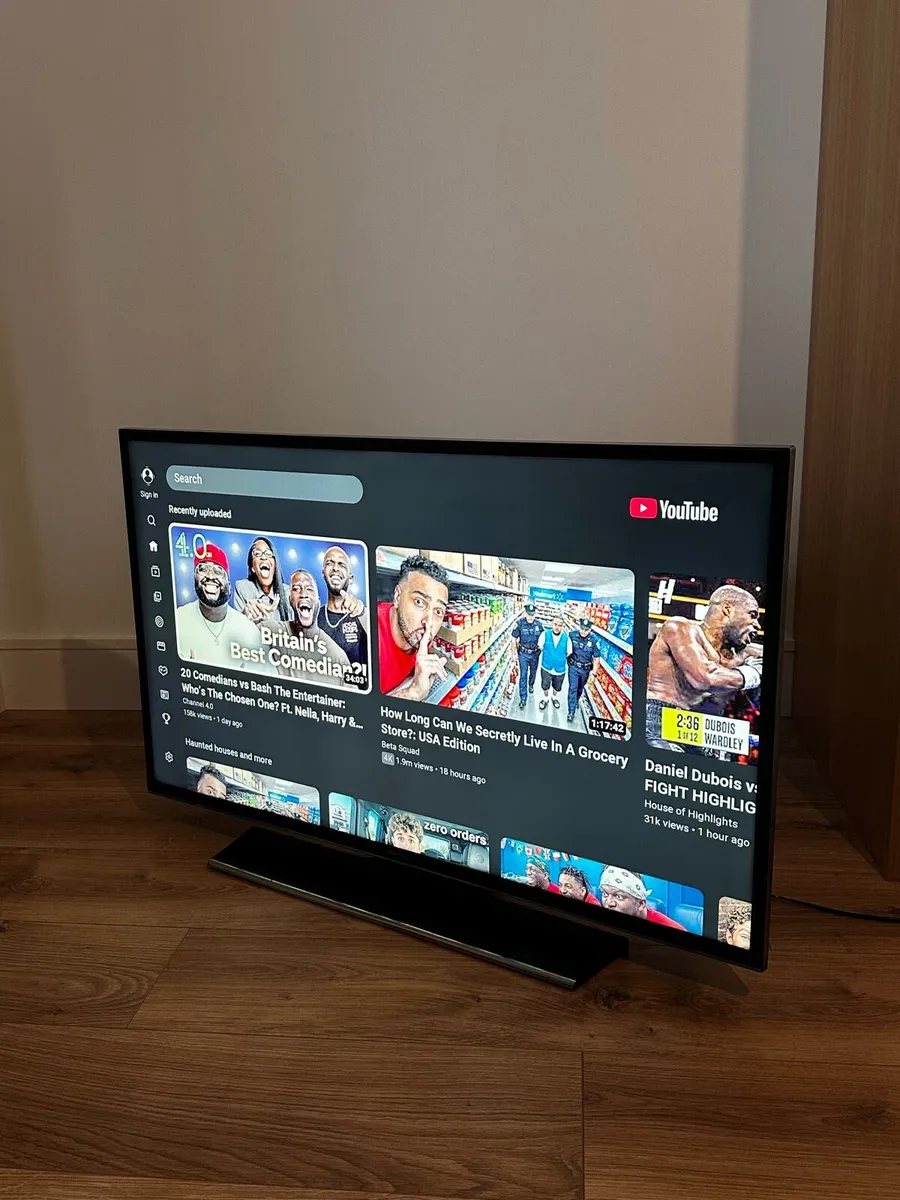Samsung smart Tv 42inch - Image 1