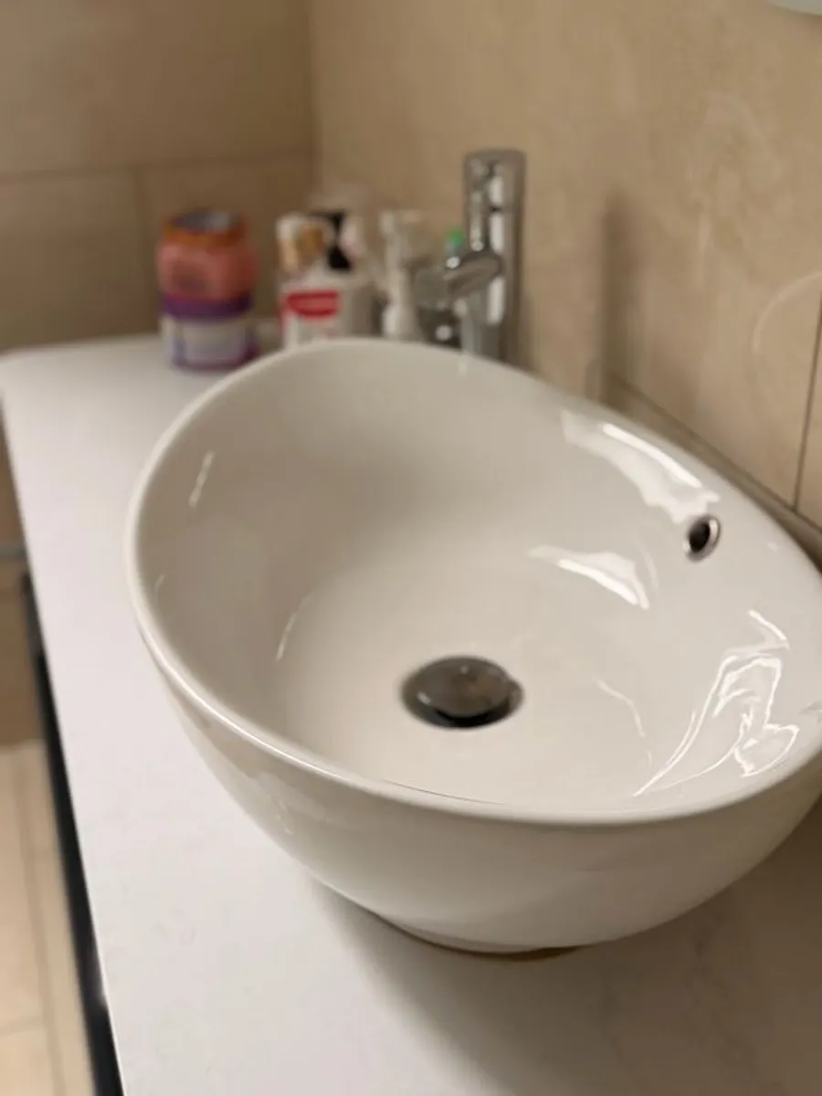 modern bathroom sink - Image 2