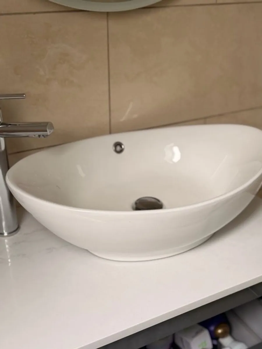 modern bathroom sink - Image 3