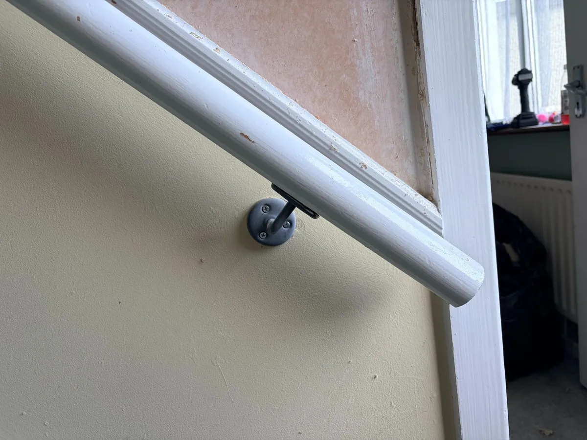 Stair Handrail with Brackets - Image 3