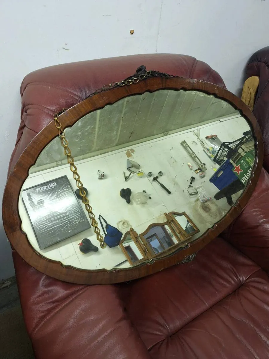 Antique oval mirror with original hanging chain - Image 1