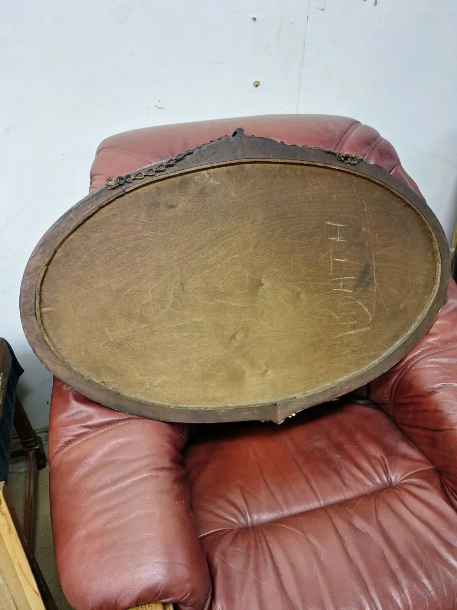 Antique oval mirror with original hanging chain - Image 2