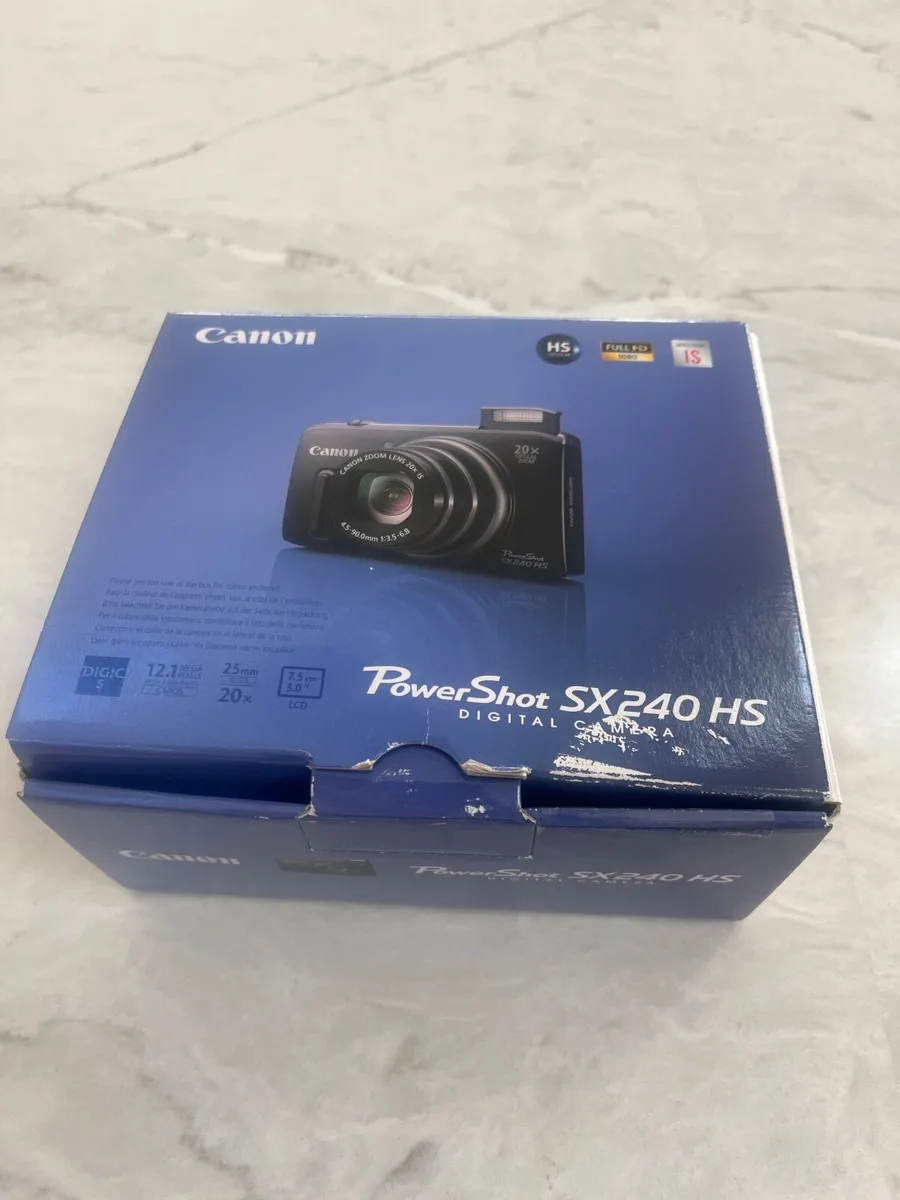 Canon SureShot SX240 hs camera - Image 1