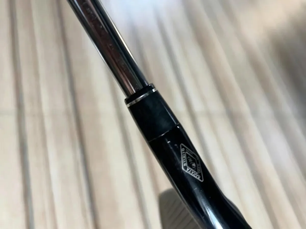 Authentic Honma Beres IS-03 4-Star Black Gold #7 I - Image 4