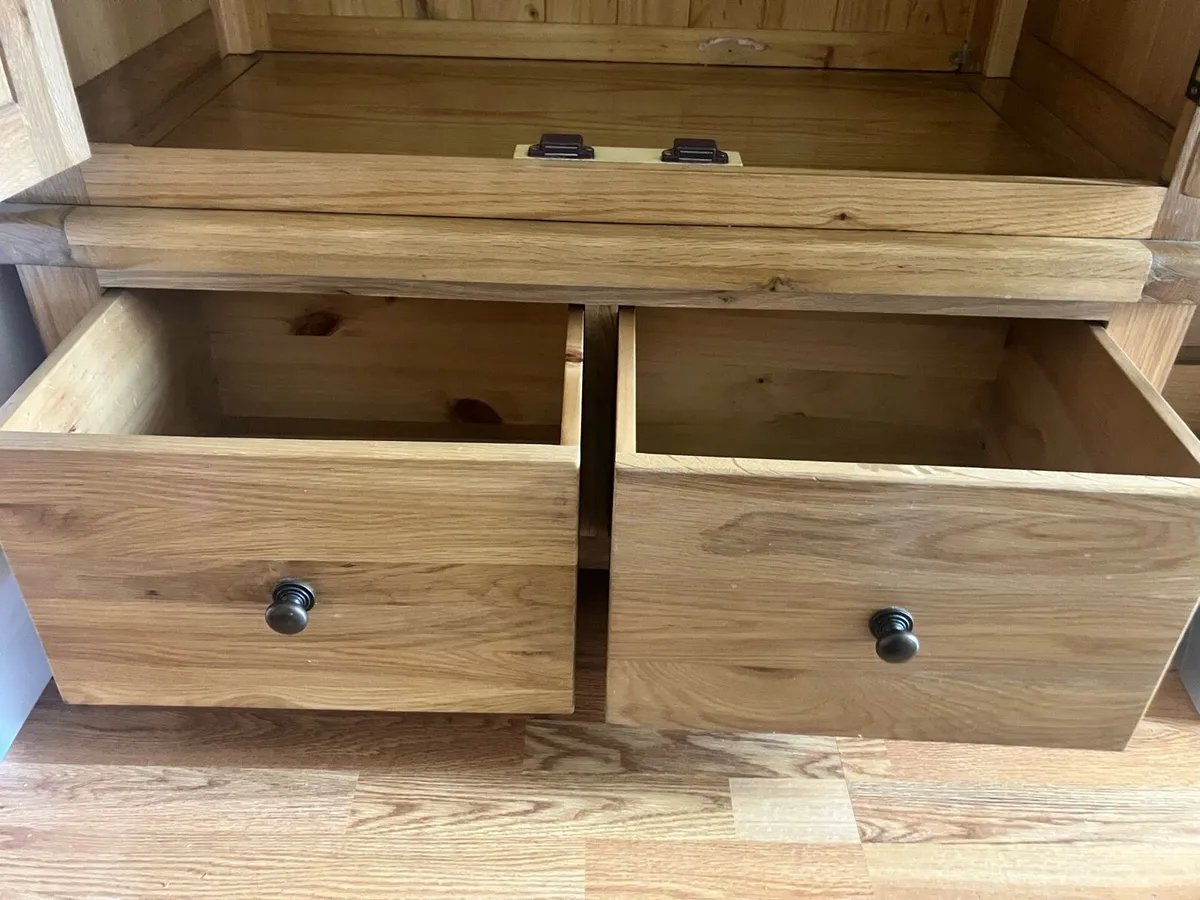 Solid wood wardrobe - Image 2