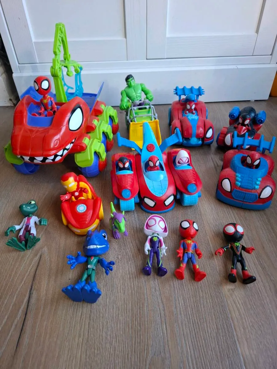 Spidey and friends - Image 2