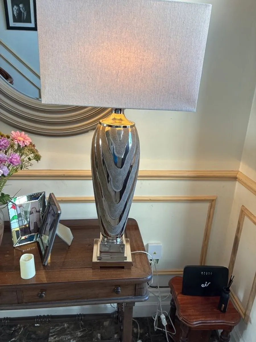table Lamp - Image 3
