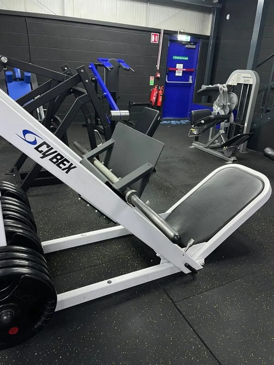 Cybex Gen 1 - 45 Degree Leg press (REFURBISHED) - Image 4