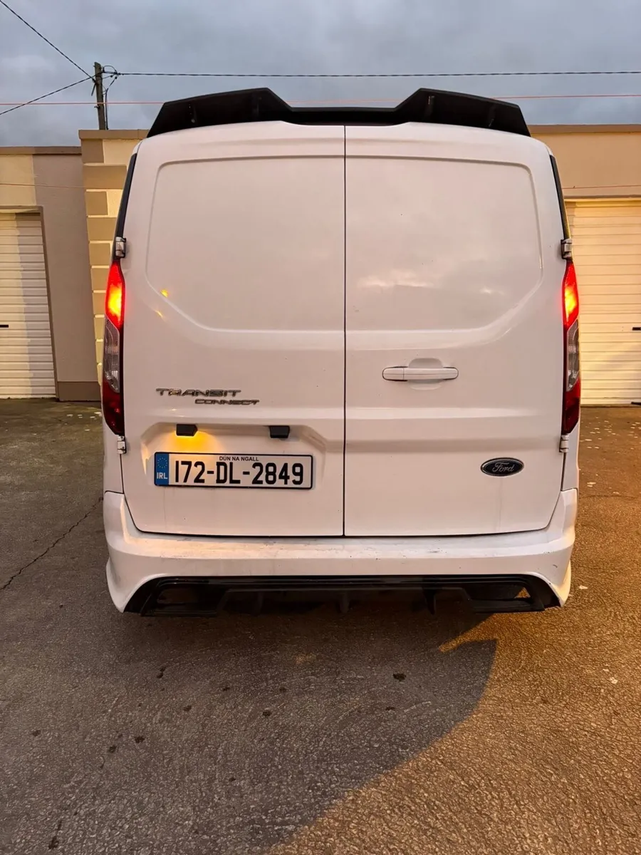 Ford Transit Connect - Image 4