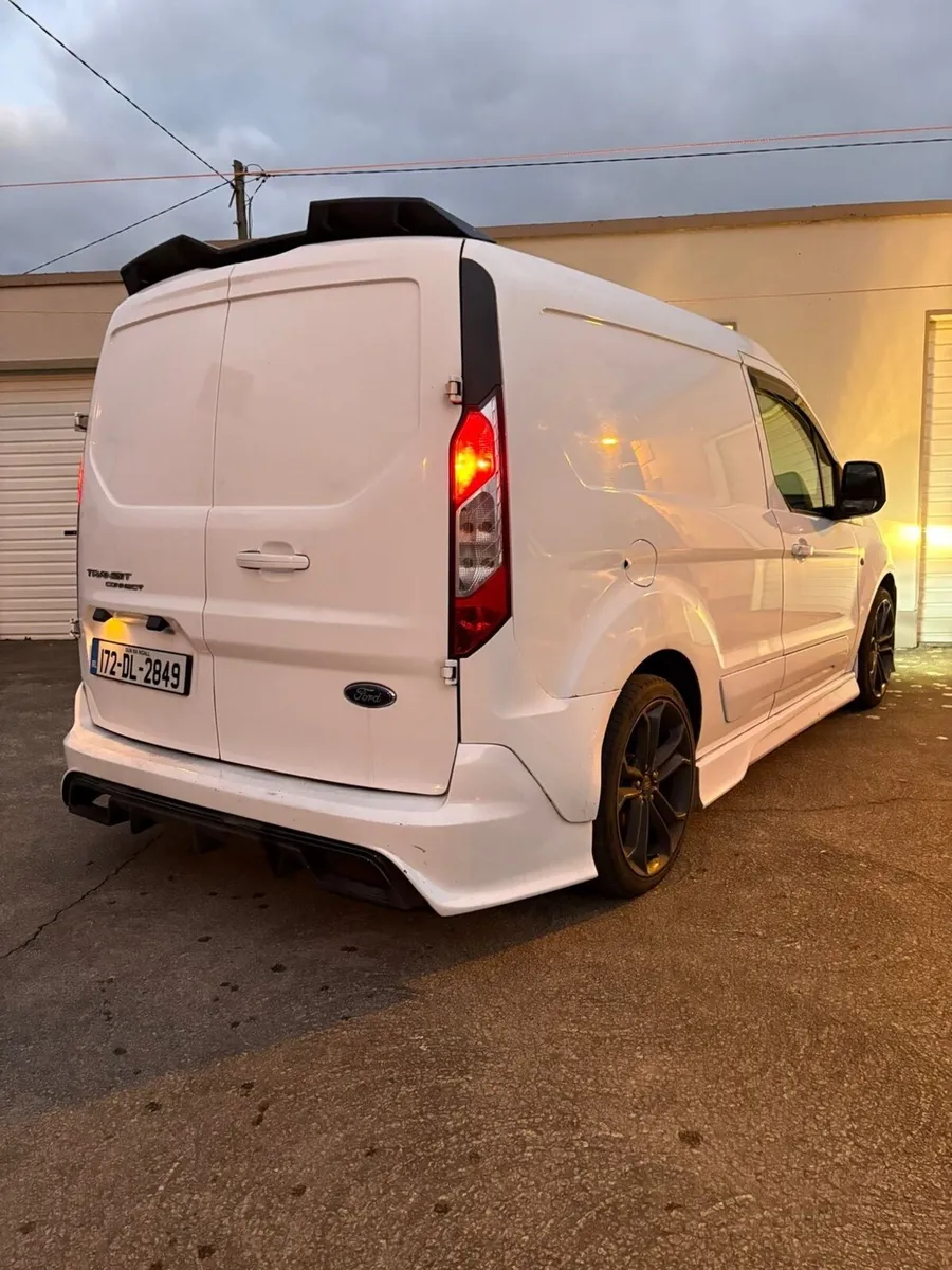 Ford Transit Connect - Image 3