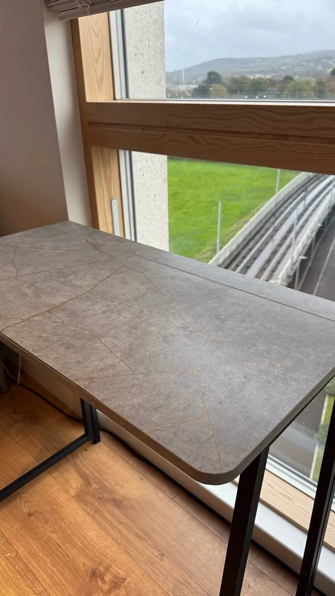 Foldable table - Image 2