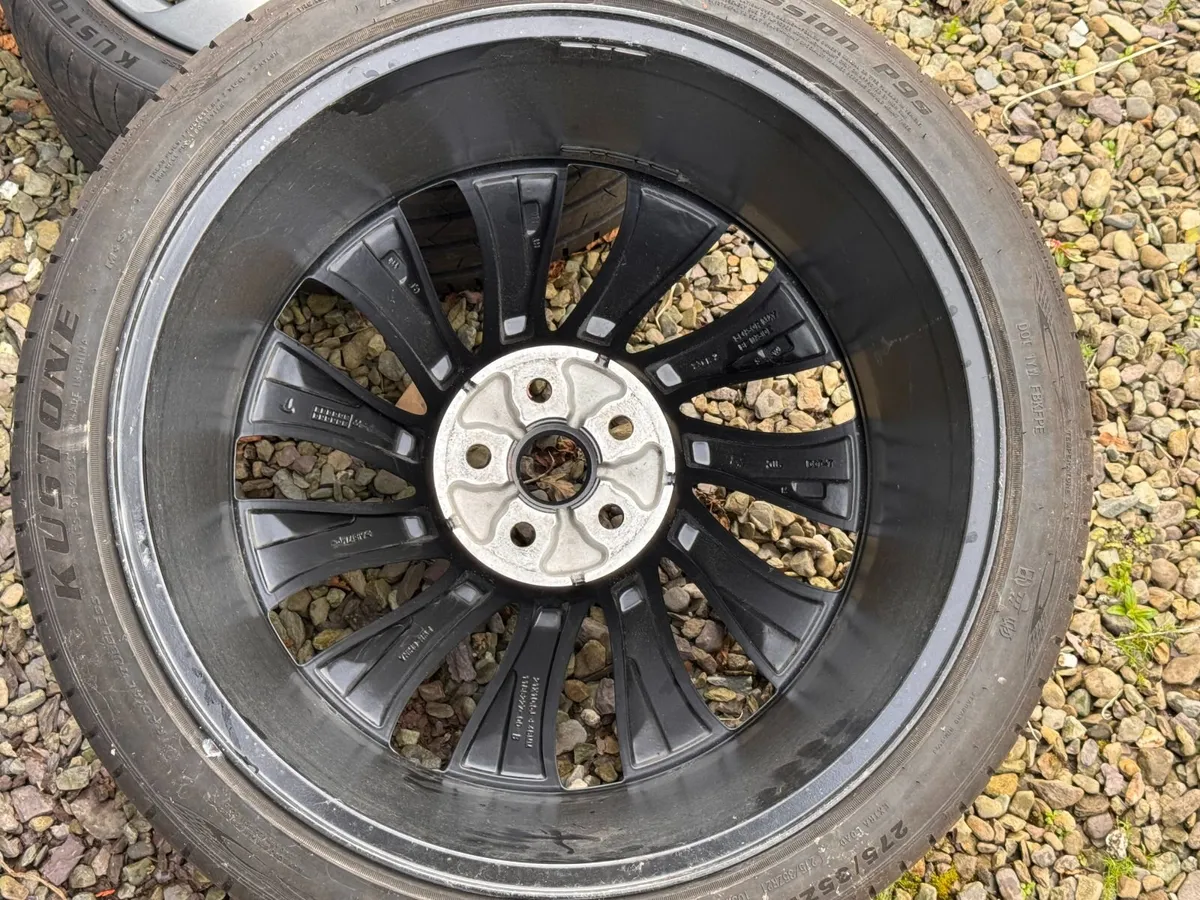 Tesla 21" Uberturbine wheels + tyres + TPMS, mint - Image 2