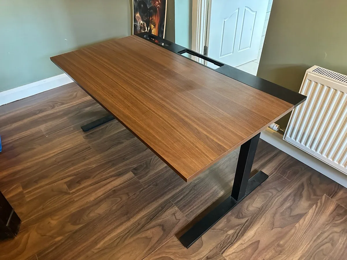 Desk - Image 1