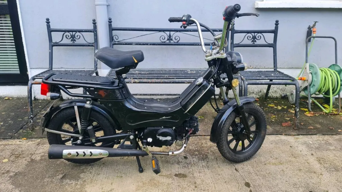 Innocenti moped 50cc - Image 1