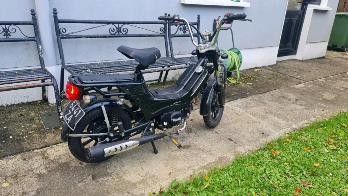 Innocenti moped 50cc - Image 3