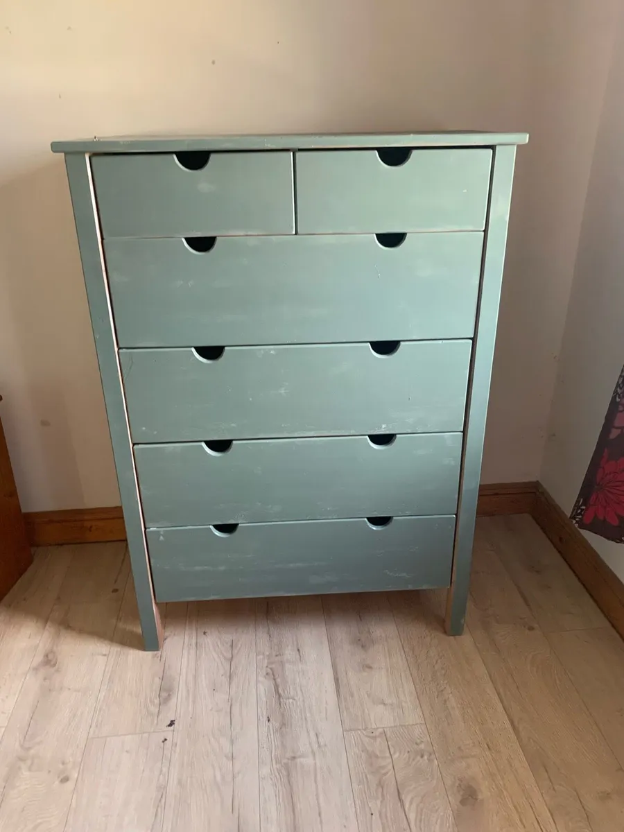 Bed room locker - Image 1
