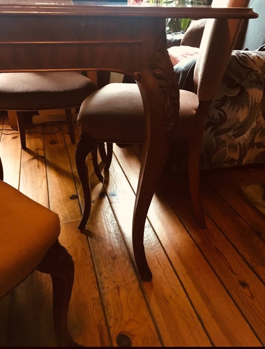 Dining - Image 3