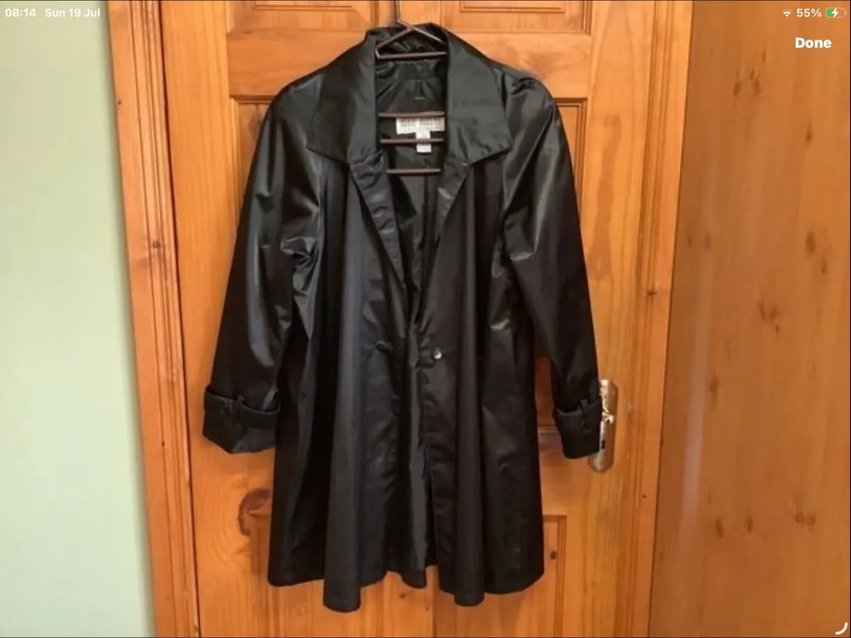 Black coat fits size 18 - Image 1