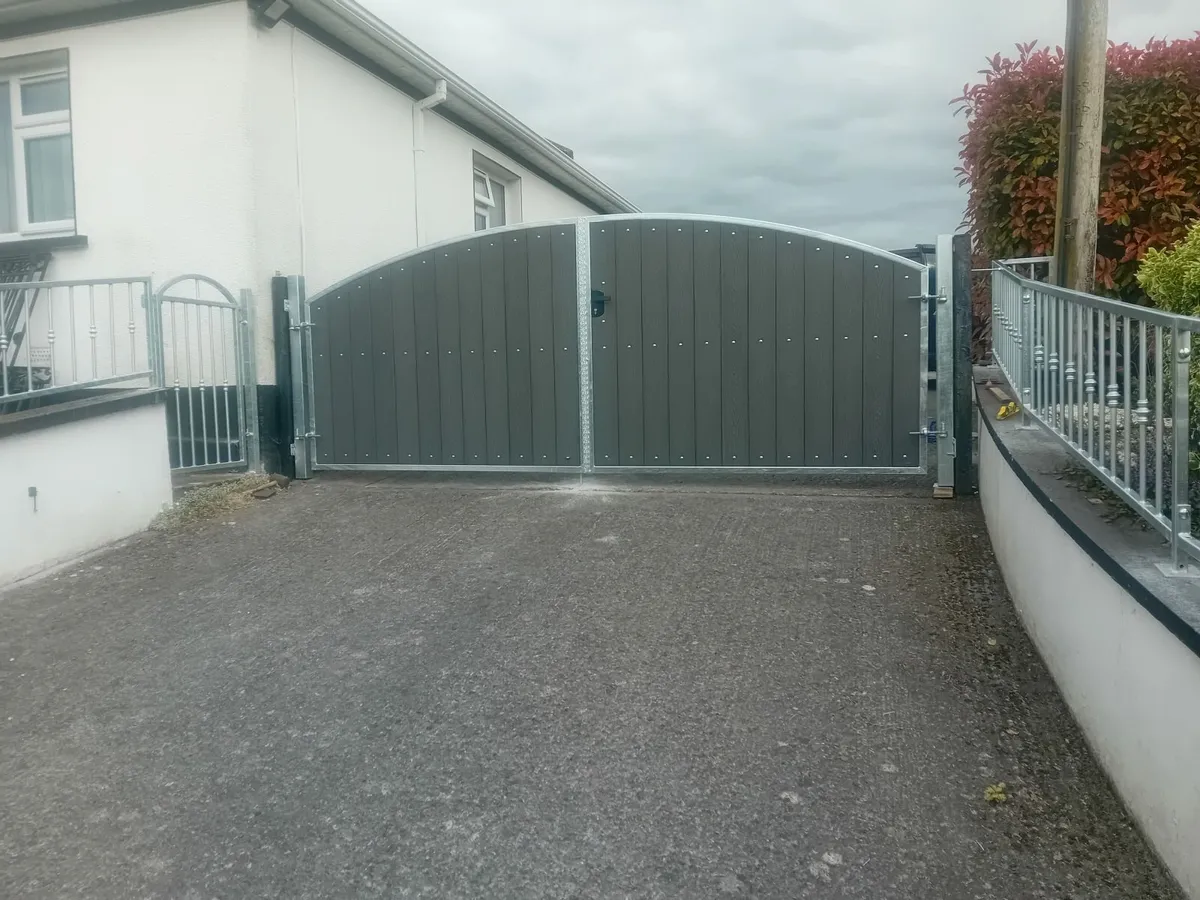 Gates - Image 2