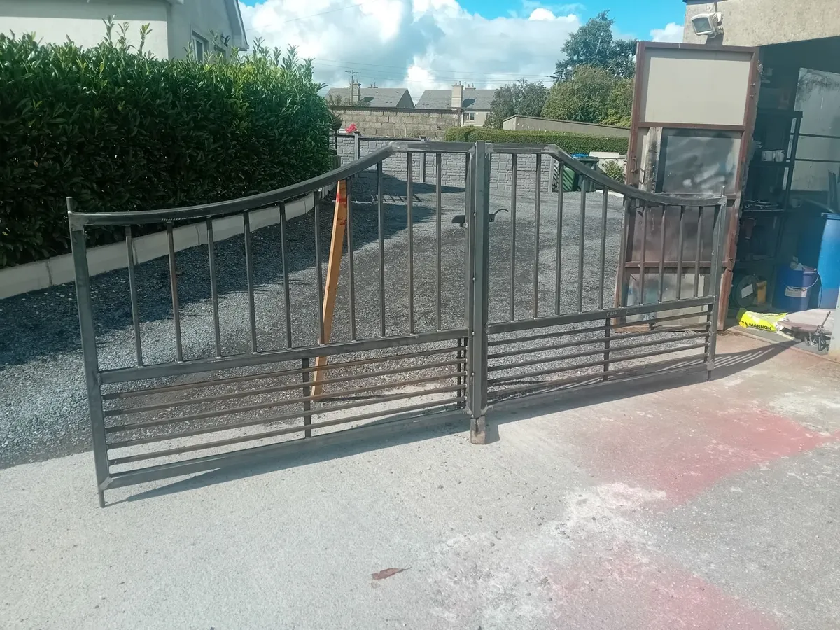 Gates - Image 4