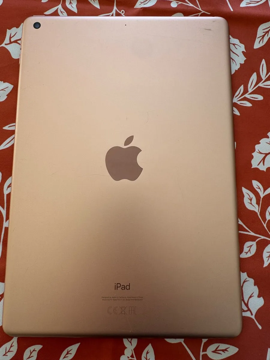iPad 8th generation - Image 3