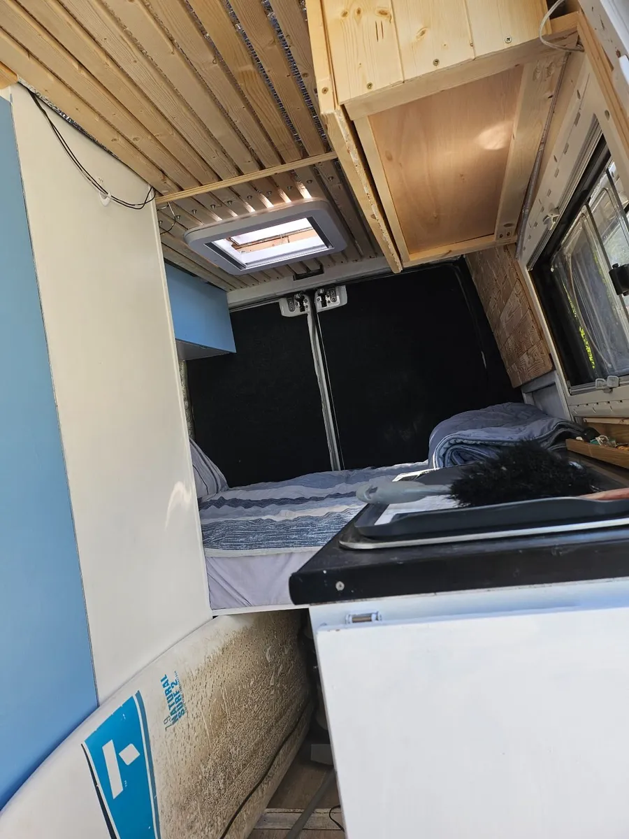Campervan - Iveco Daily 2009 - Image 4