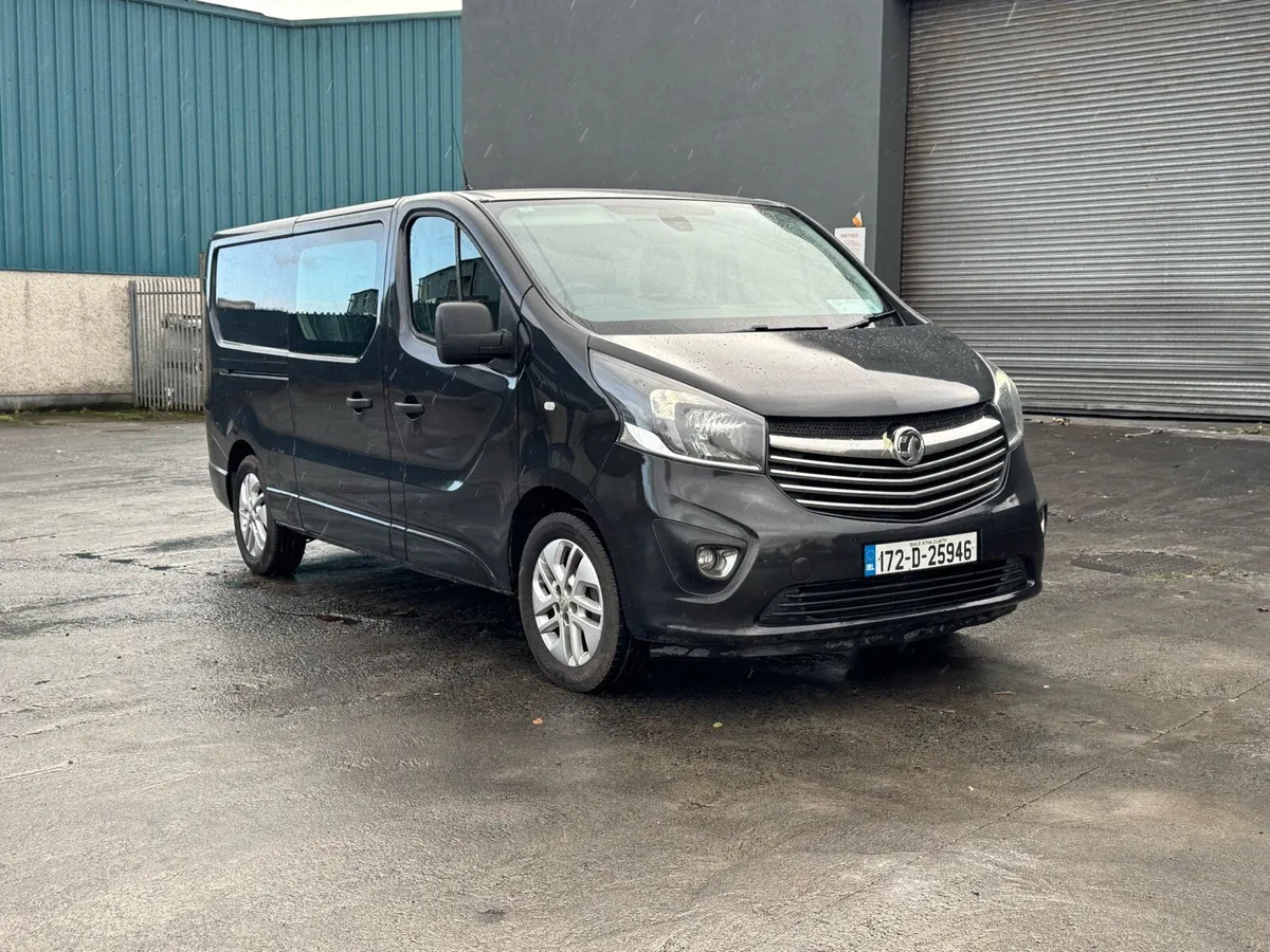 Vauxhall vivaro crewcab - Image 1