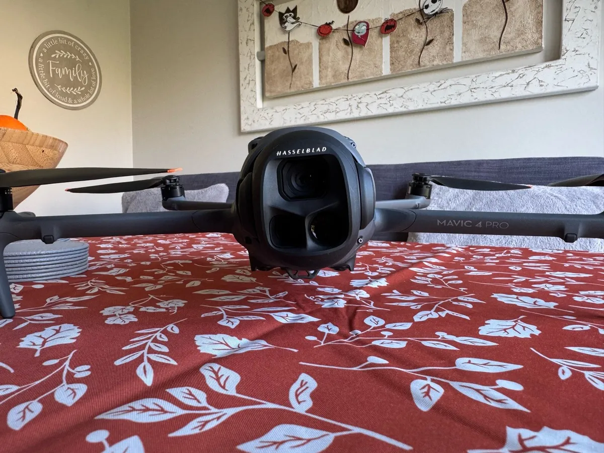 DJI Mavic 4 Pro with new smart controller. - Image 3