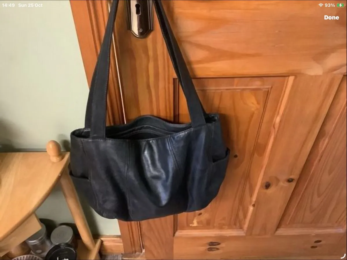 Tula soft leather shoulder bag - Image 2